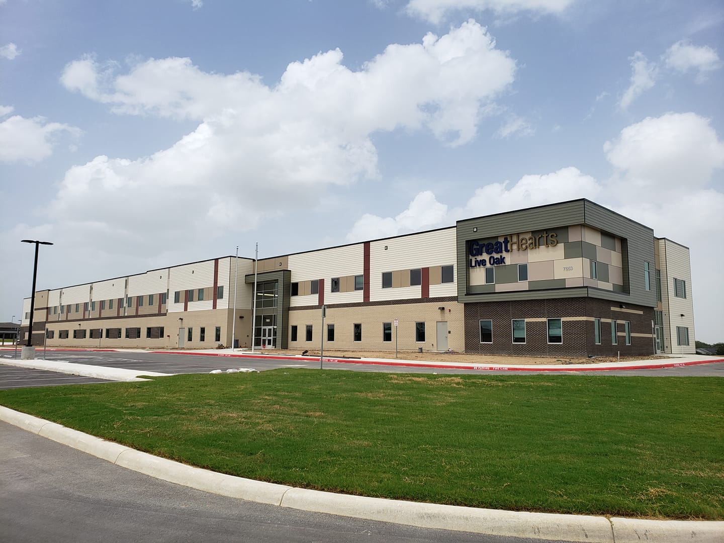 Watch A Virtual Tour Great Hearts Live Oak Serving Grades K 8